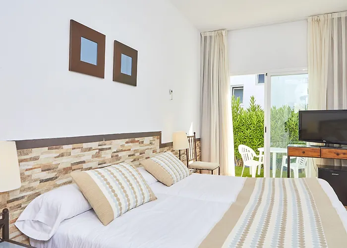 Hotel Fergus Conil Park 4*