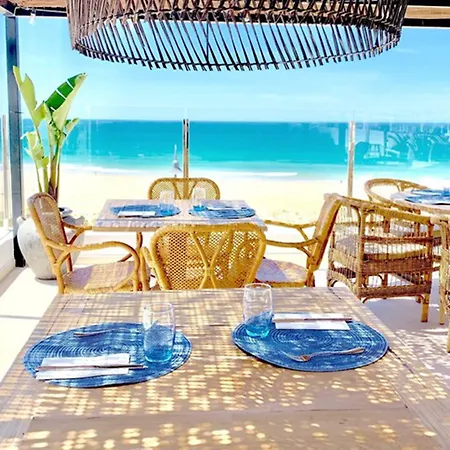 Fergus Conil Park 酒店